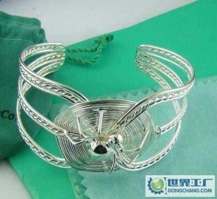 外貿銀飾寶藏 925銀蒂芙尼風格蜘蛛開口手鐲，歐美風尚的低價批發之選